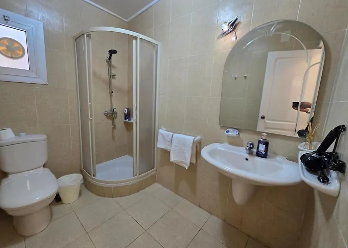 Stunning Sea View 3-bedroom With Private Terrace *