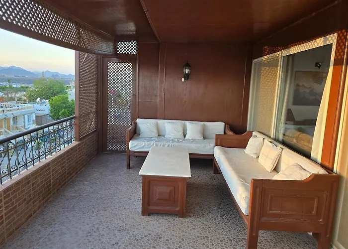 Daire Stunning Sea View 3-bedroom With Private Terrace