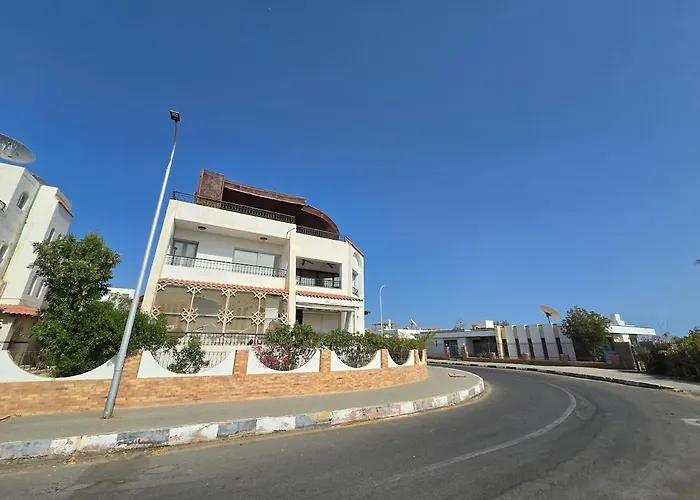 Daire Stunning Sea View 3-bedroom With Private Terrace *
