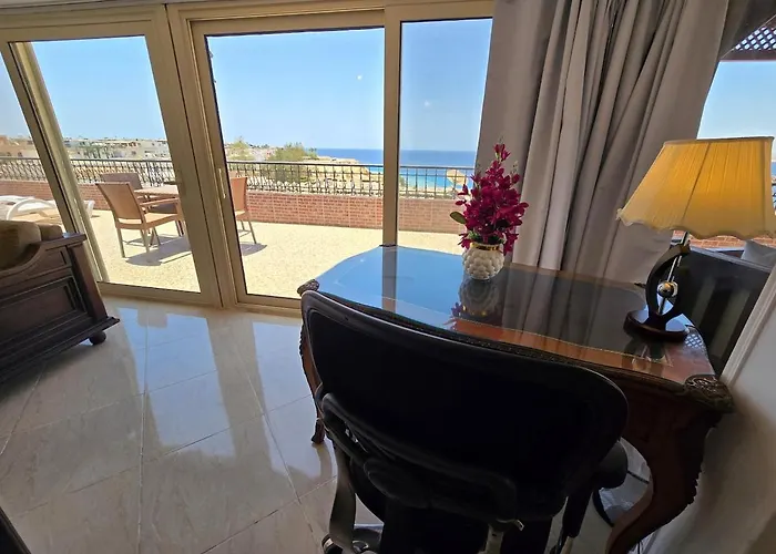 Stunning Sea View 3-bedroom With Private Terrace Daire