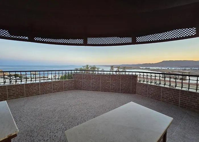 Daire Stunning Sea View 3-bedroom With Private Terrace